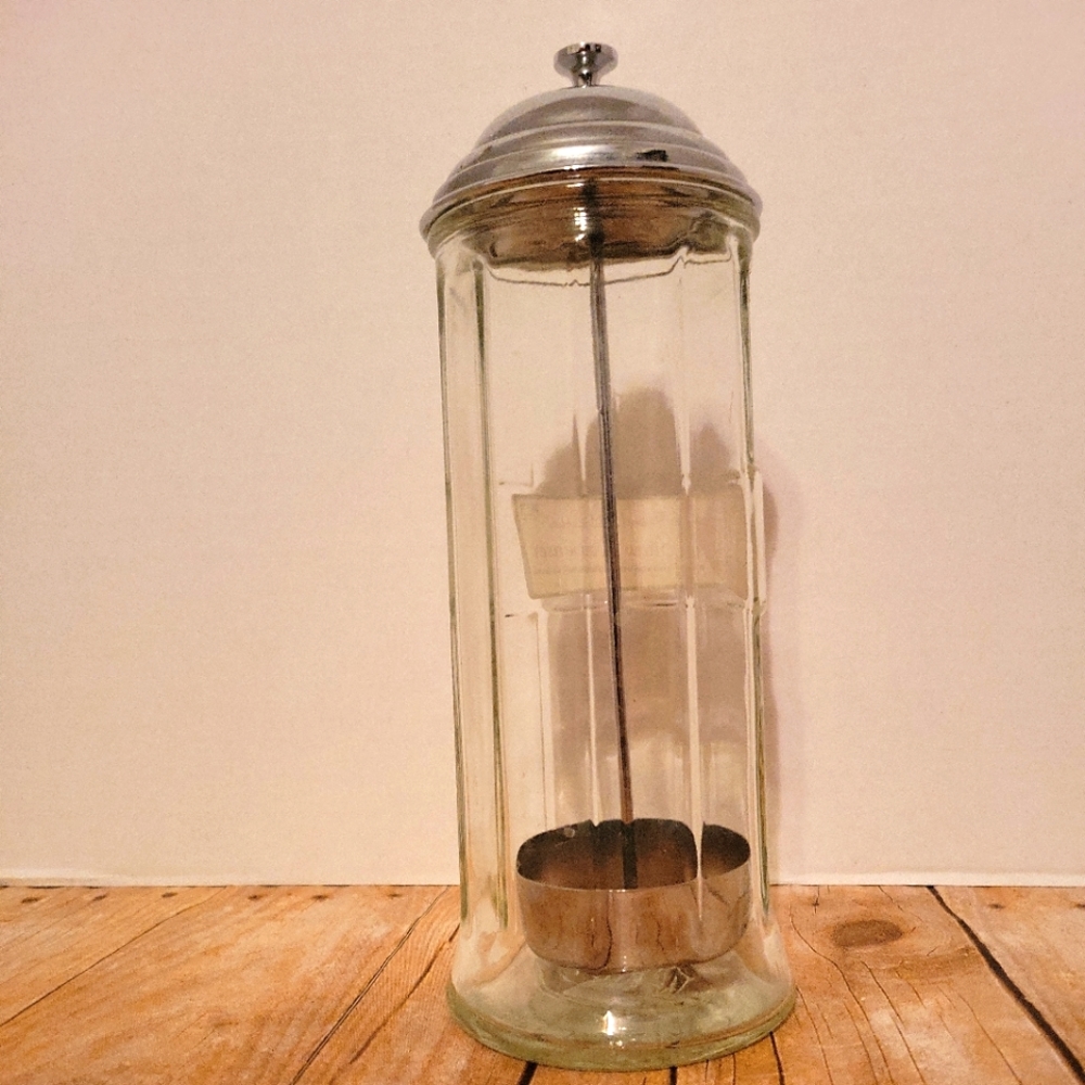 TableCraft Straw Dispenser - Picture 2 of 10
